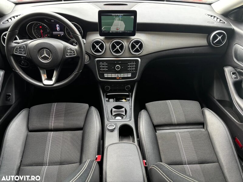 Mercedes-Benz CLA 220
